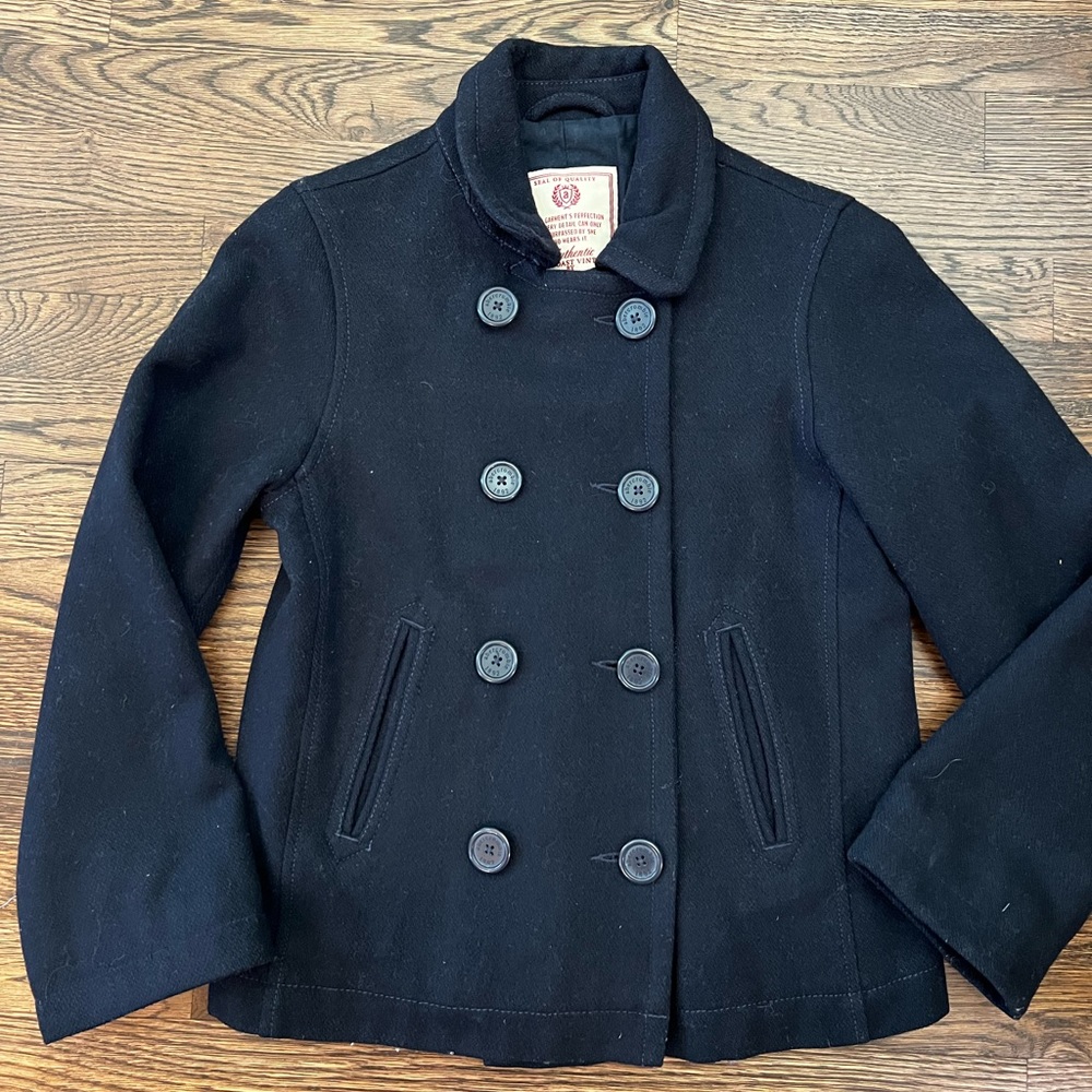 Barely worn Kids Abercrombie Peacoat in Navy, XL!